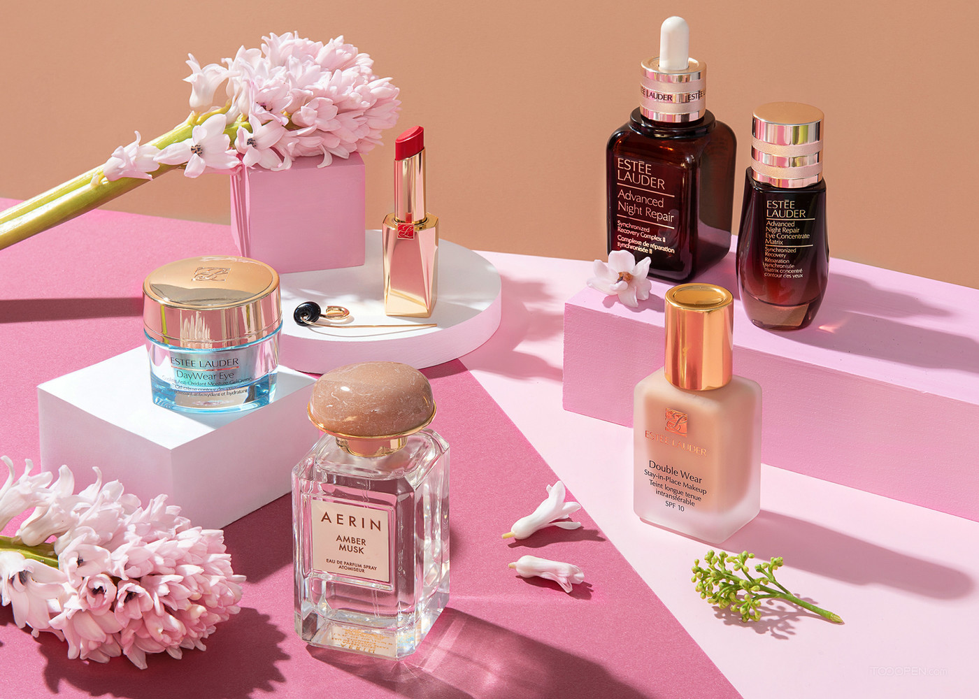 Nước hoa là quà tặng tinh tế, sang trọng dành cho các cô nàng yêu thích hương thơm Nước hoa là quà tặng tinh tế, sang trọng dành cho các cô nàng yêu thích hương thơm